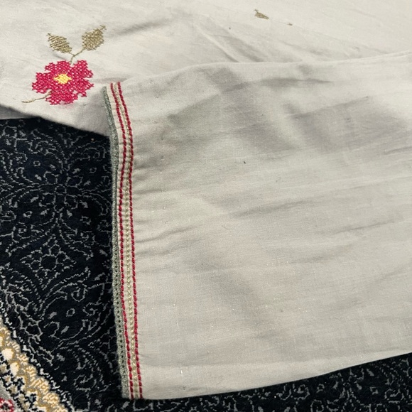 Zara Shahjahan Kurta - Picture 5 of 6